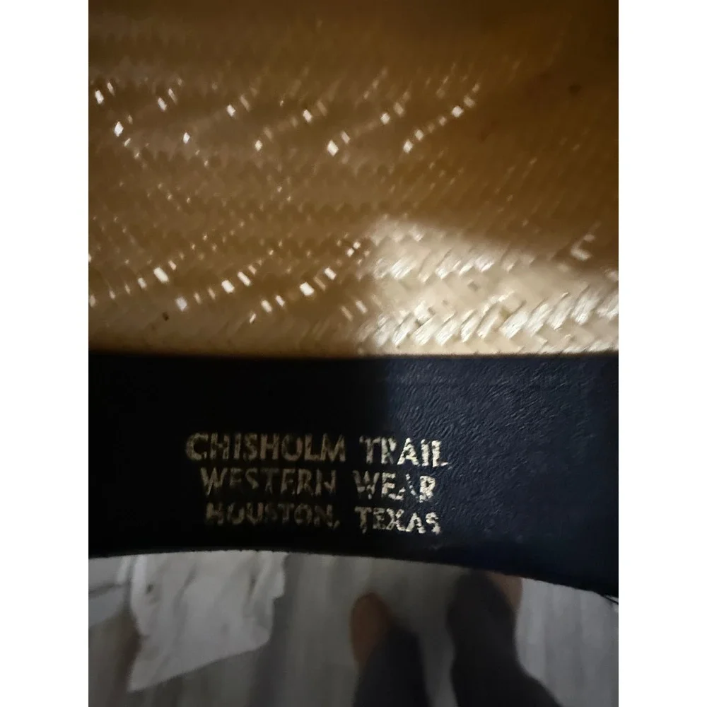 Chisholm Trail Western Wear Straw Cowboy Hat Feather Band Armadillo Pin Tan Sz 7